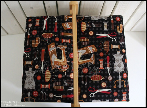 Caixa de costura mega-large 