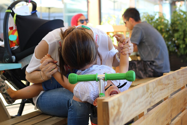 férias em família + sobreviver às férias com filhos + sobreviver às birras + passeios + trotinete + mãe e filho + docas +lisboa