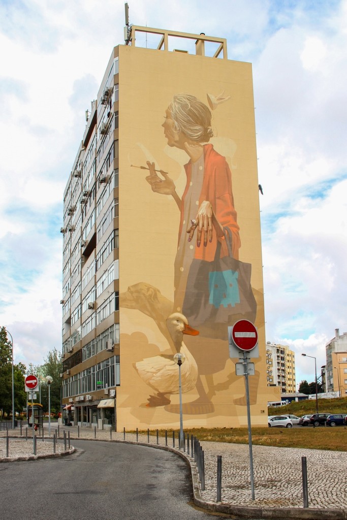 sainer urban art lisbon 6