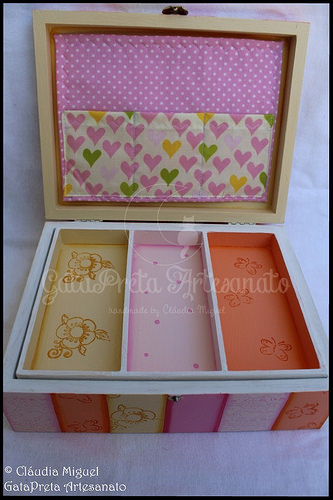 Caixa de maquilhagem 