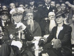 l-amiral-et-son-epouse-suzanne.jpg l-amiral-et-son-epouse-suzanne.jpg