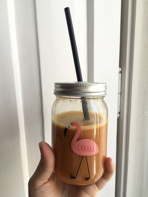 bronzeado em estado liquido + nutricionista lillian barros + supermercados brio + worshops saudáveis + sumos detox + sumo de ananás, cenoura e pepino + receita para um bronzeado bonito