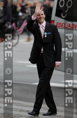 ppe12011564.jpg