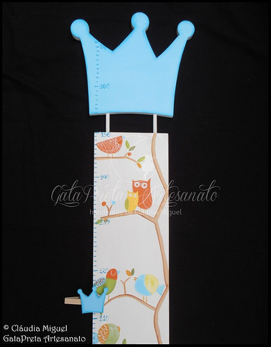 Fraldário, régua crescimento, candeeiro, moldura e placa porta 