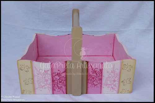 Cesta, caixa rec. bebé, moldura e nome Shy Minnie3