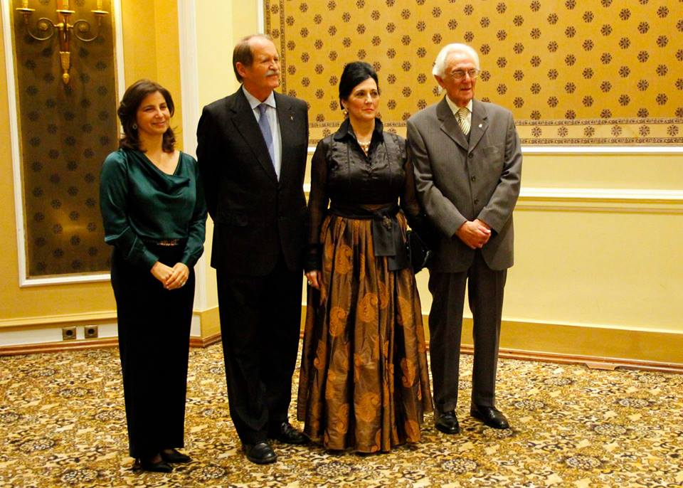 10846205_10152940239003987_6266364824545253702_n.j