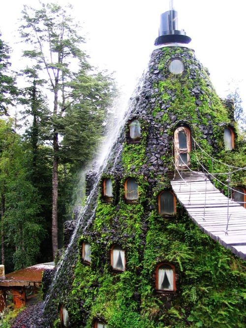 Hotel-La-Montana-Magica.-Huilo-Huilo-Chile.jpg