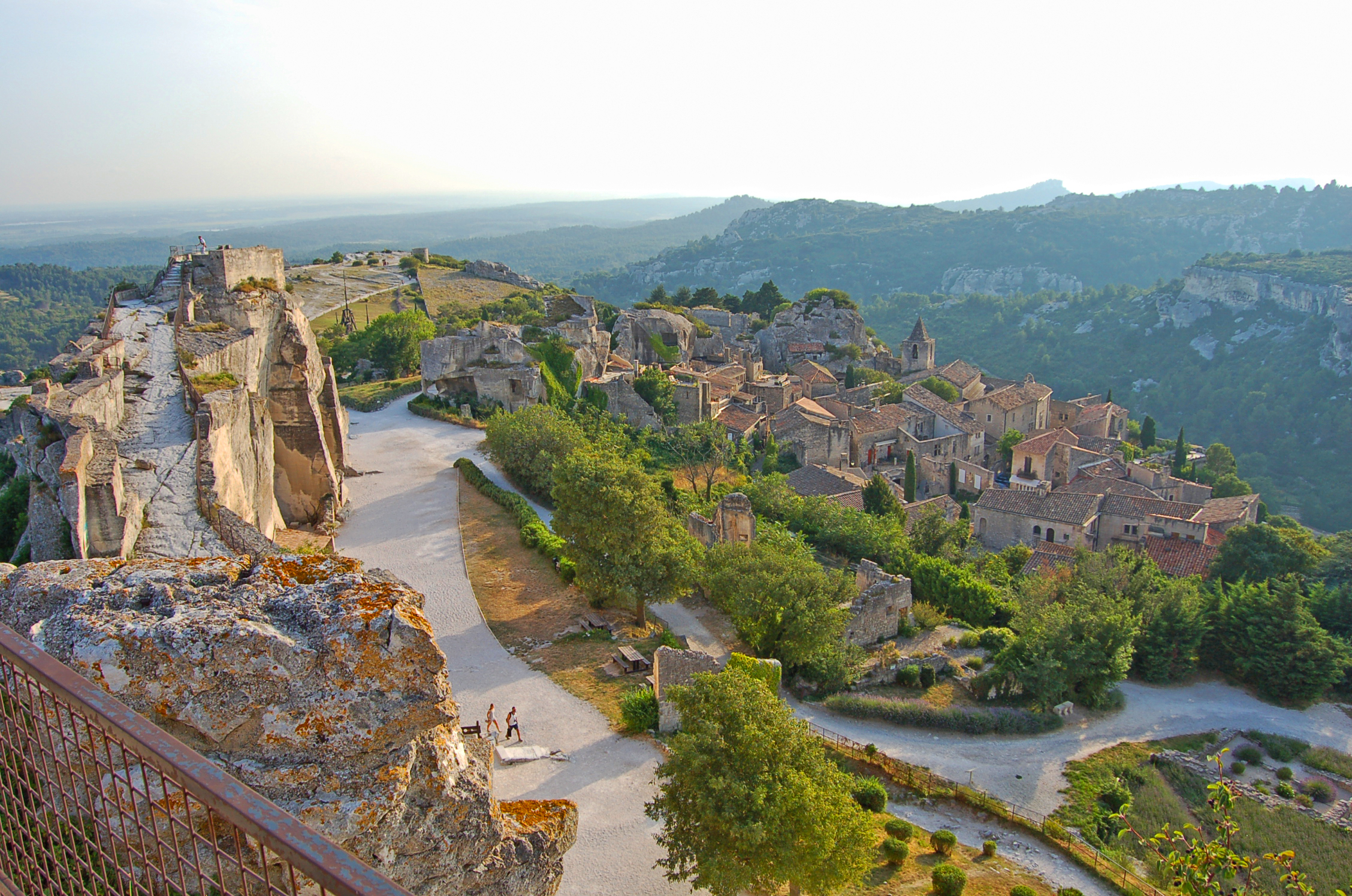 Les Beaux-de-Provence Les Beaux-de-Provence