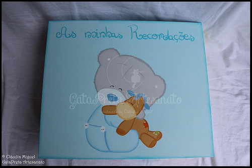 Caixa grande de recordações 