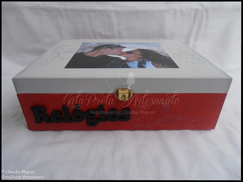 Caixa para 12 relógios 