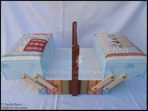 Caixa de costura mega-large 