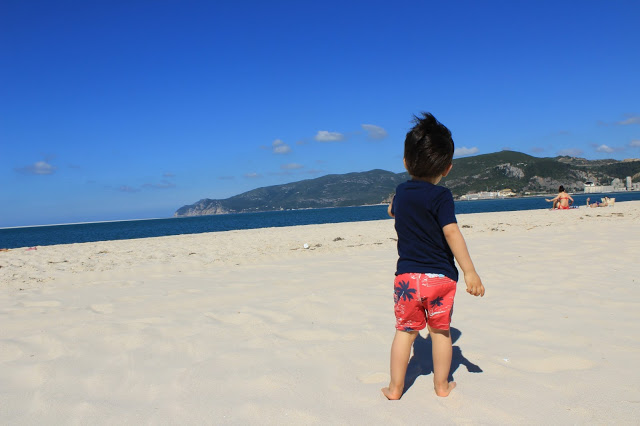 brincadeiras em família + península de tróia + tróia resort +parques infantis + espaços verdes + beach houses tróia resort +  férias em família + aqualuz hotel + viajar em família + férias perto de lisboa + praia + tróia-bico de lulas + escapadinha em família + hóteis bons para famílias 