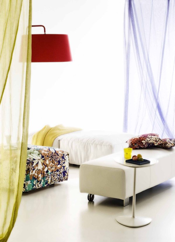 HContadas-SissyRousaki-atease