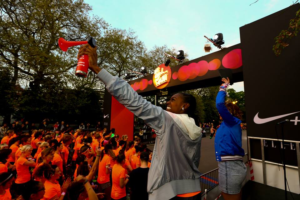 946673_560292820689624_1531374740_n