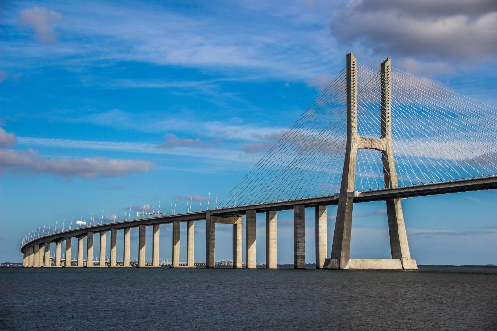 ponte vasco da gama 2