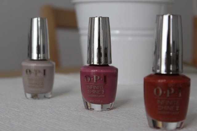 unhas pintadas no parto + verniz esmalte + OPI + perfumes e companhia + mulher + manicure