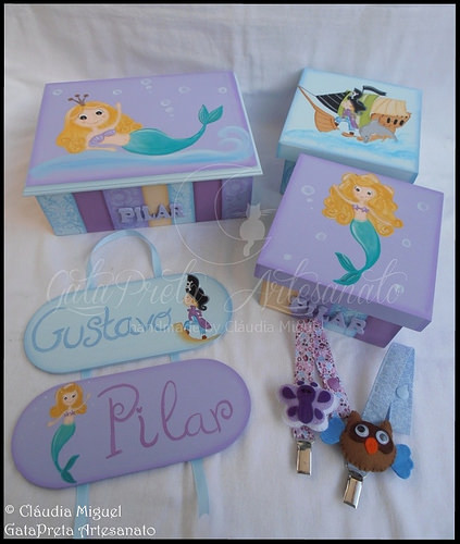 Caixa para ganchinhos, caixas de recordações bebé e placas de porta 