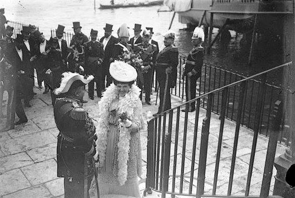 11206019_1604581256476787_2780844803121652616_n.jp