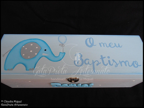 Caixa para toalha e vela de batismo 