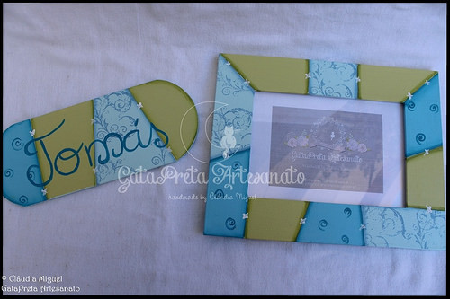 Moldura e placa de porta 