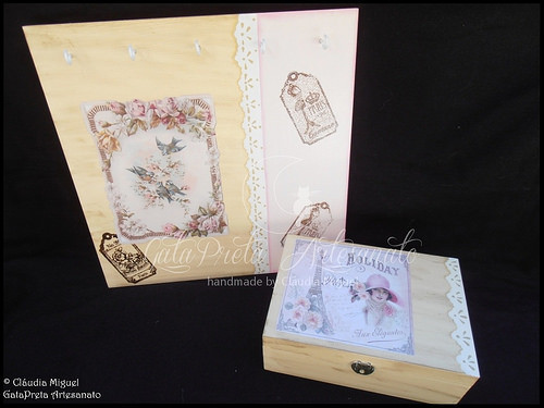 Quadro para colares e caixa bijuteria 