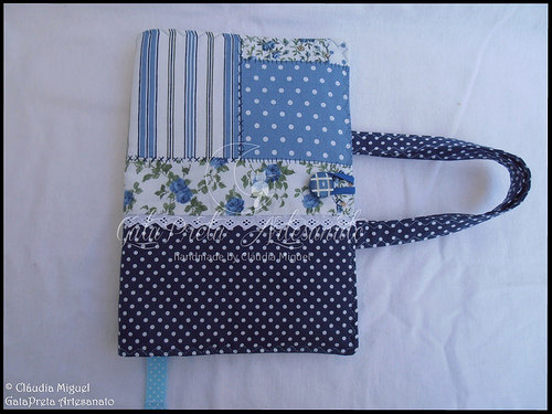 Capa de livros com pega Blue Patch1