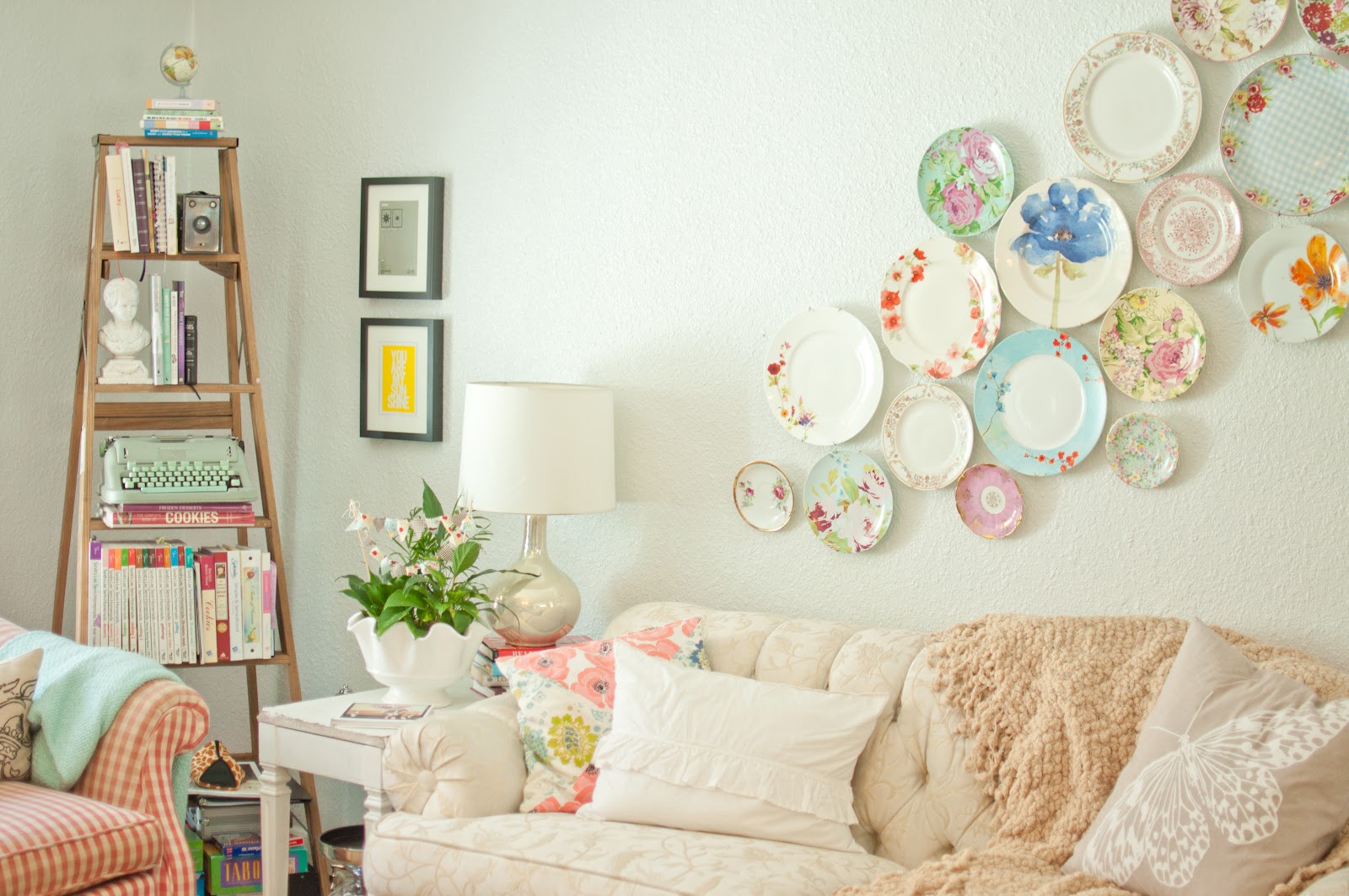 Decorating with Plates-1.jpg