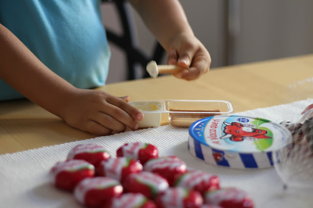 vaca que ri + babybel + vaca que ri palitos + lanche saudável + regresso às aulas + lanches divertidos + snacks saudáveis + lanches com sabor + lanche ideal