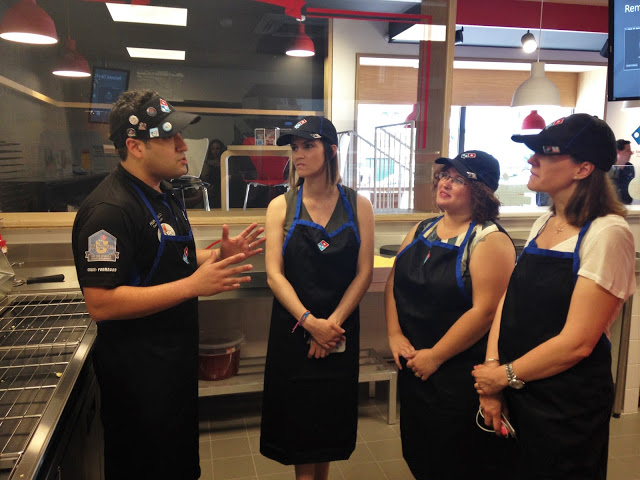 Domino's Pizza + pizza take away + pizza + restaurantes + domino's pizza portugal + cozinhar + refeições + aprender a fazer pizza