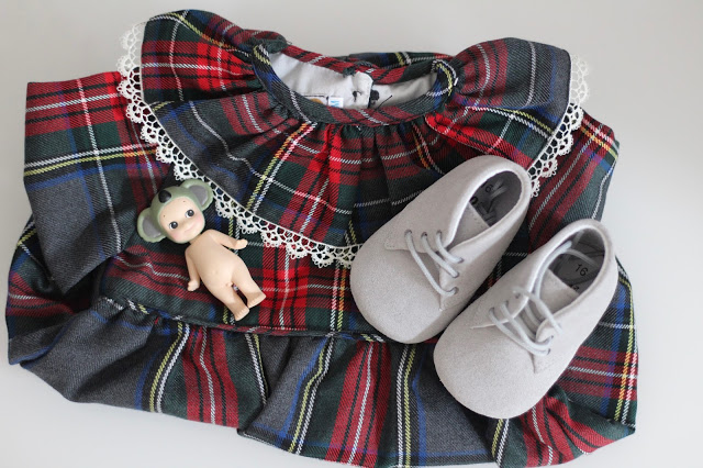 botas safari + pisamonas + sapataria online + sapatos para bebé + light box + sapatos para o natal