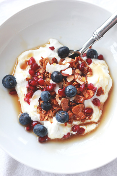 yogurt e granola.jpg
