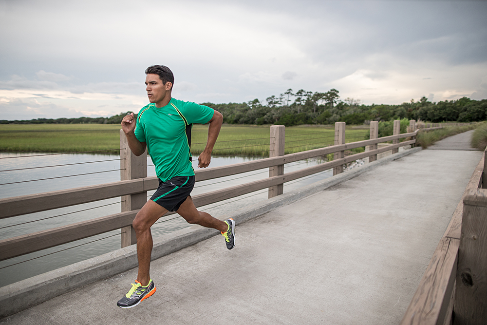 Hurricane_ISO_01_Men.jpg Hurricane_ISO_01_Men.jpg