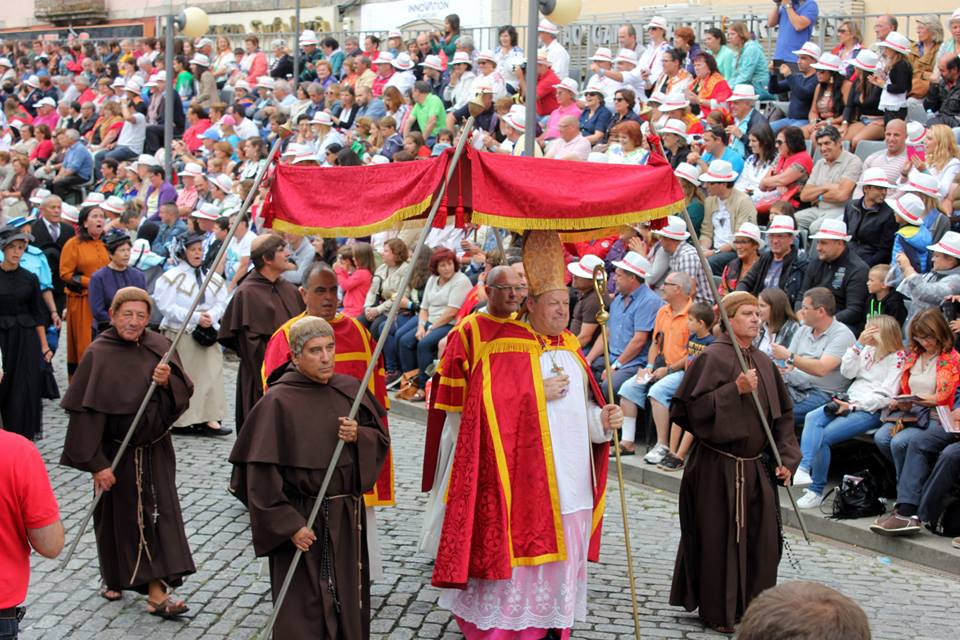 11951899_10207948370133657_1969337702568129875_n.j