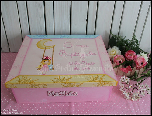 Caixa grande de batizado, de recordações e livro de honra 