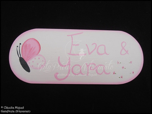 Fraldário, cesta, moldura, placa de porta e caixa cúbica 