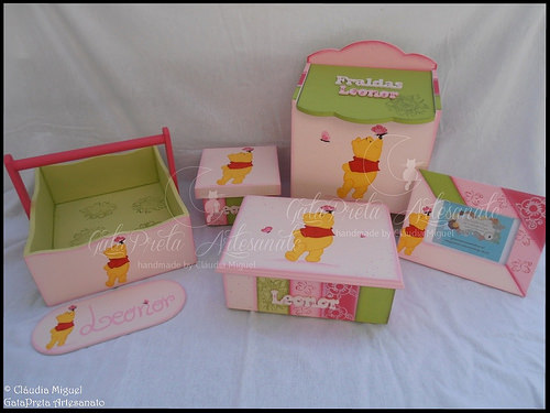 Fraldário, cesta, caixa recordações de bebé, caixa ganchinhos, moldura e placa porta Fraldário, cesta, caixa recordações de bebé, caixa ganchinhos, moldura e placa porta