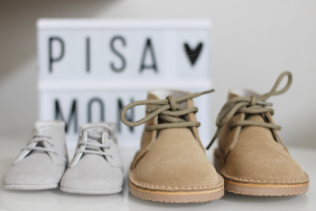 botas safari + pisamonas + sapataria online + sapatos para bebé + light box + sapatos para o natal