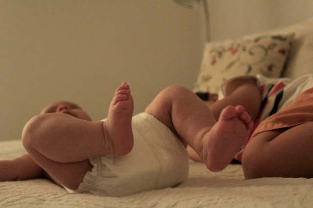 fraldas dodots + bebés + recém-nascido + dodot não descai + dodots activity + review de fraldas para bebé + irmãos + mimos entre irmãos fraldas dodots + bebés + recém-nascido + dodot não descai + dodots activity + review de fraldas para bebé + irmãos + mimos entre irmãos