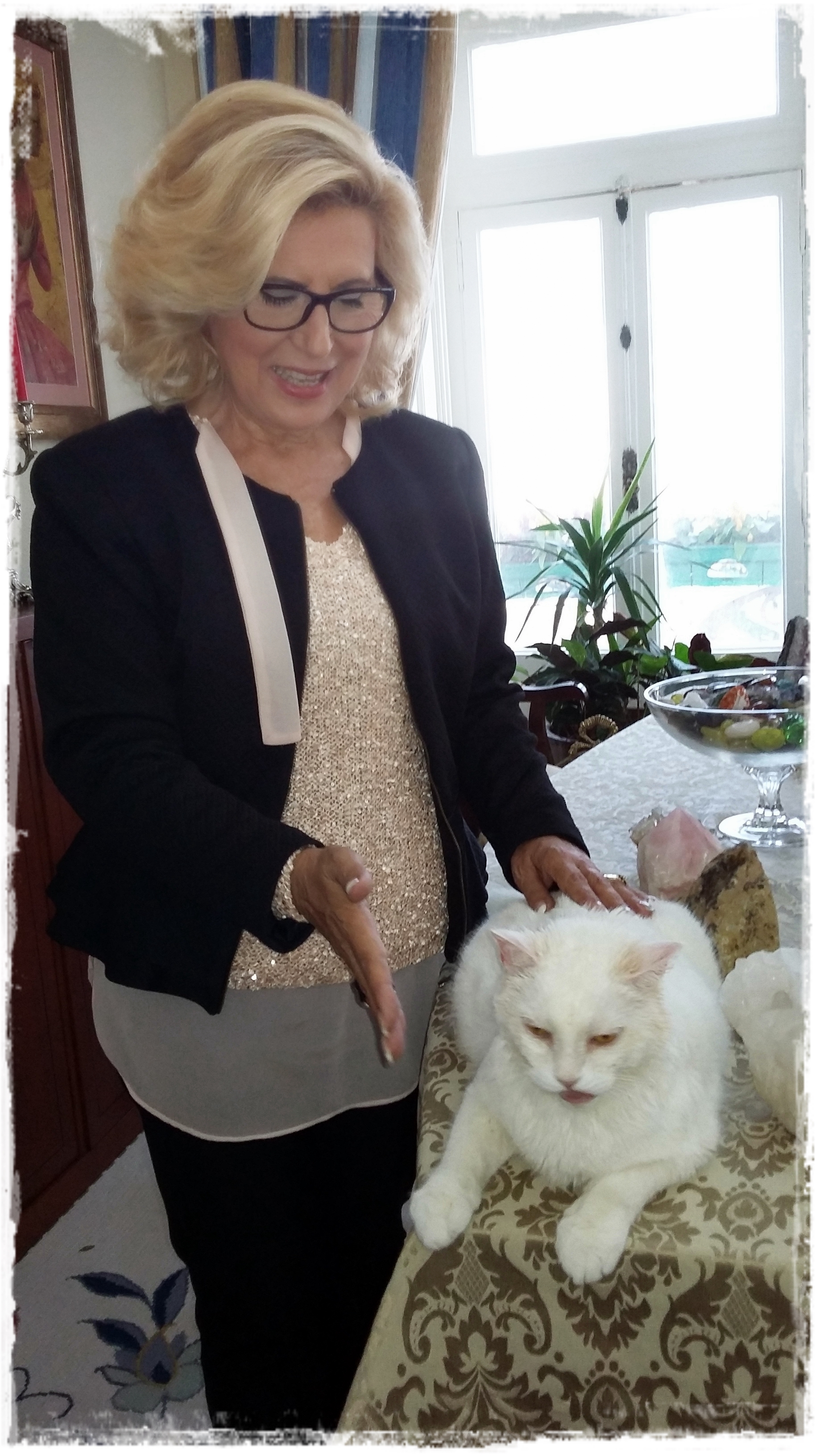 dra maria helena.jpg