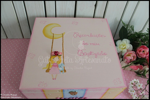 Caixa grande de batizado, de recordações e livro de honra 