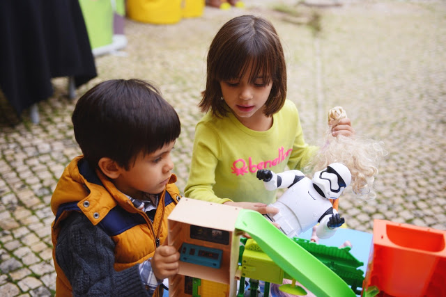 concentra + brinquedos concentra + 50 anos concentra + brinquedos + crianças a brincar + brinquedos concentra