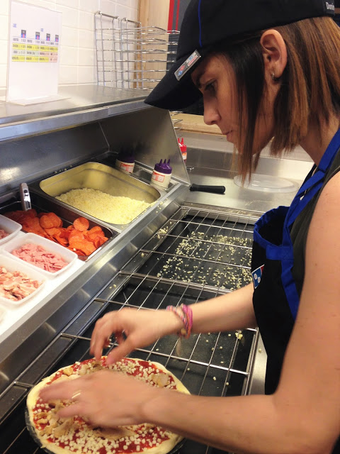 Domino's Pizza + pizza take away + pizza + restaurantes + domino's pizza portugal