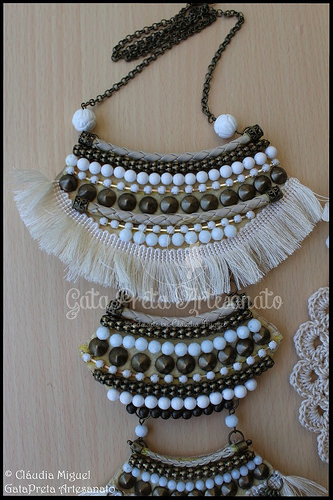 Colar comprido Colar comprido