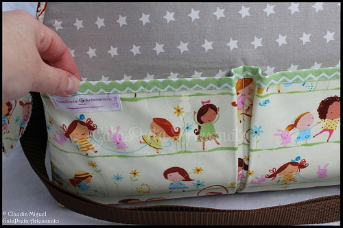 Mala de maternidade e muda-fraldas 