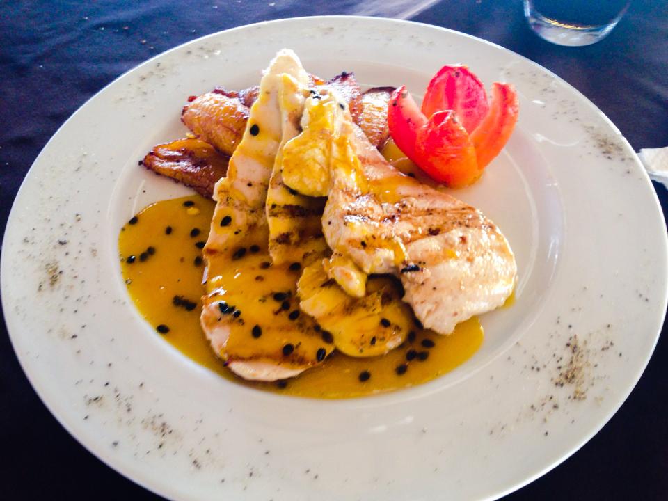 &copy; Luanda Nightlife