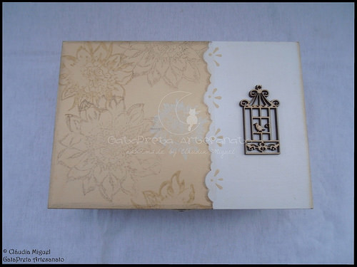 Caixa para 12 relógios, caixa de bijuteria e moldura 