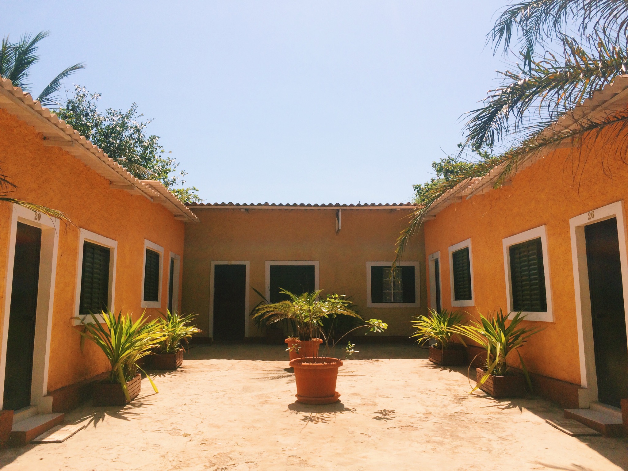 &copy; Luanda Nightlife