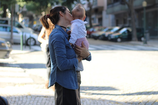 mãe e filha + puro mimo baby + forever 21 + streetstyle + camisa de ganga + adidas stan smith 