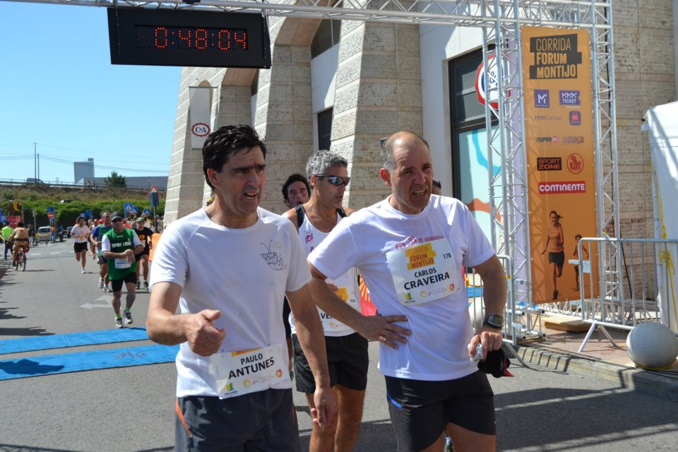 408373_140708696116853_1654146118_n