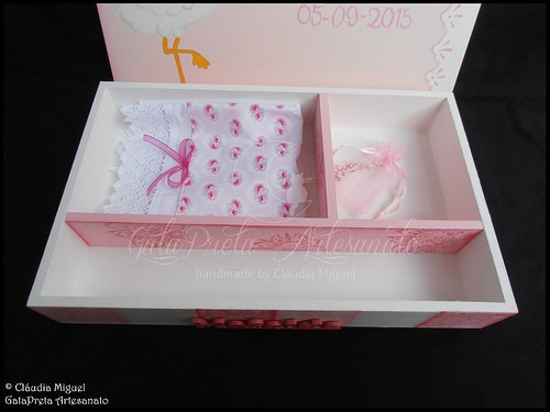 Caixa de batizado e toalha de batismo 